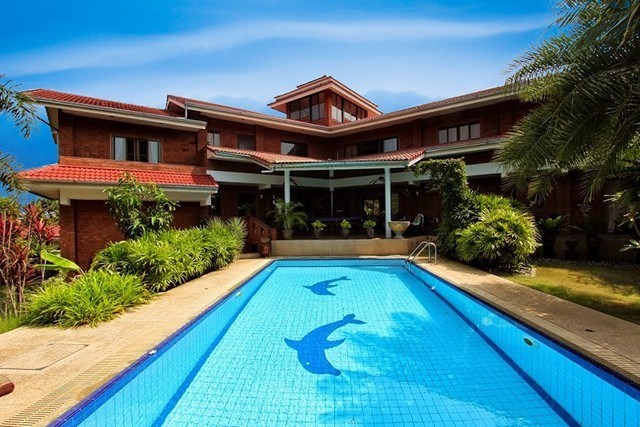 Pattaya Poolvilla mit Meerblick   -Pattaya-Realestate- - Haus -  - 